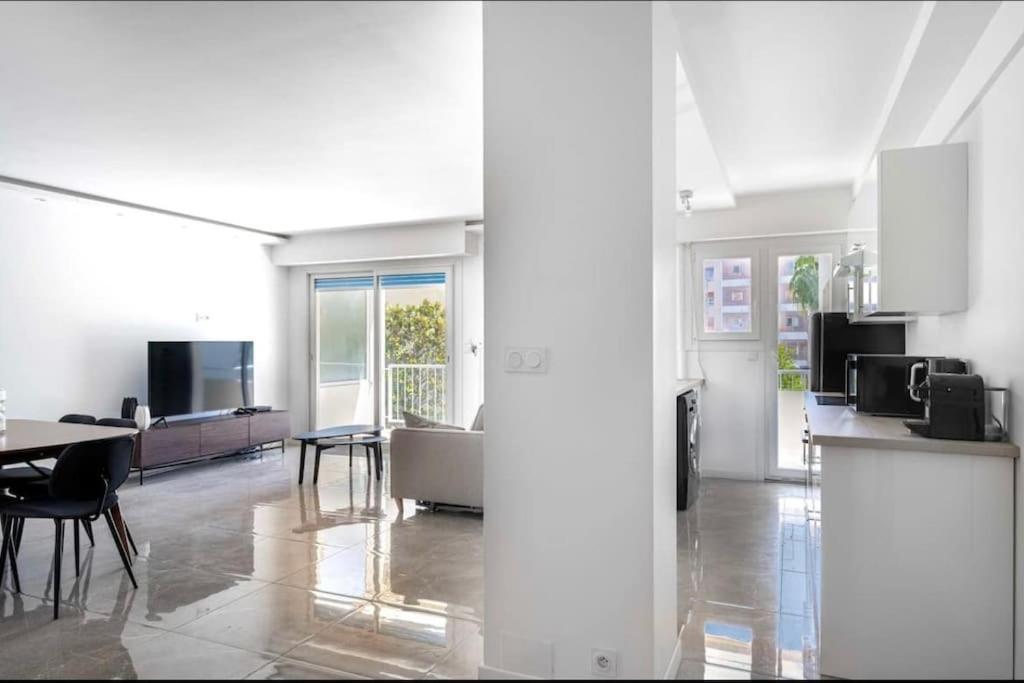Appartement Centre Cannes Avec Parking Prive Gratuit Sur Place Kültér fotó